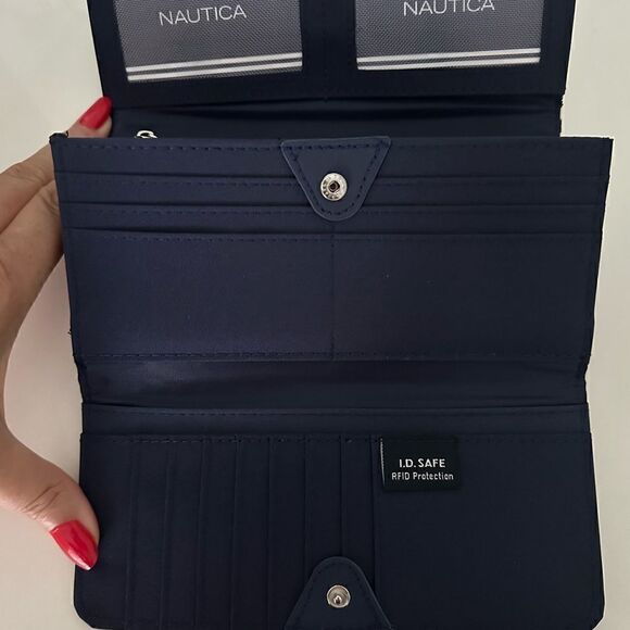 Nautica signature, striped bifold wallet with silver hardware. - Picture 3 of 4